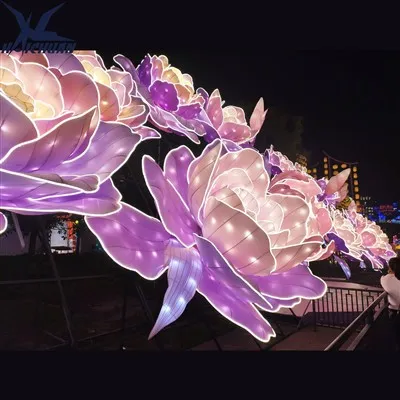 Lanternă de mătase cu flori